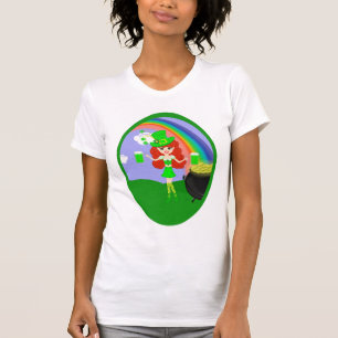 虹を持つSt Pat日の赤毛の女の子の小妖精 Tシャツ