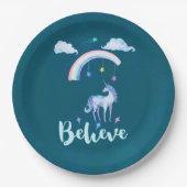 虹信じの下で水色のユニコーン ペーパープレート (正面)