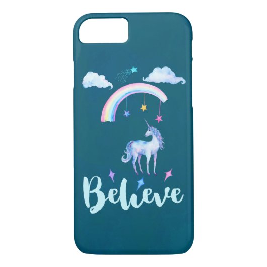 虹信じの下で水色のユニコーン Case-Mate iPhoneケース (裏面)