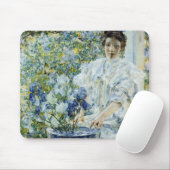 虹彩の花瓶を持つ女性 マウスパッド (マウス)