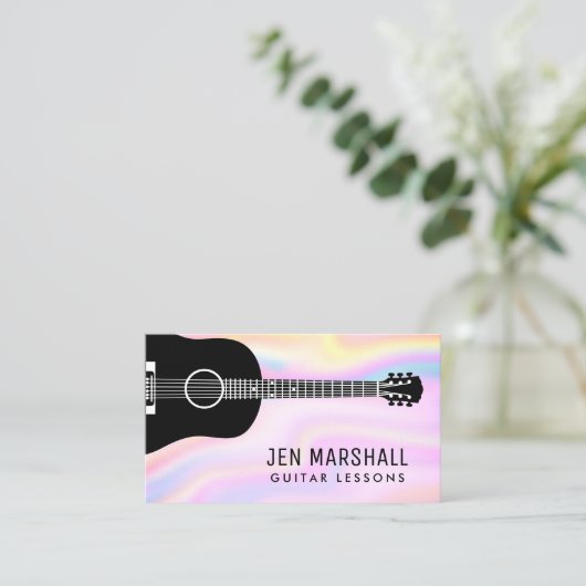 虹色に輝くギターシルエットフェイクのグレーデザイン 名刺 (スタンド正面)