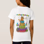 虹色のケーキの上の完璧な誕生日の可愛いキャラクター猫 Tシャツ (裏面)