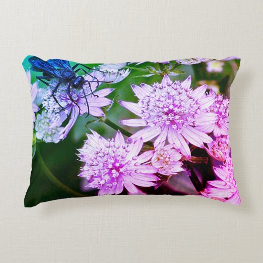 虹色のスズメバチの花抽象芸術色 アクセントクッション (正面)