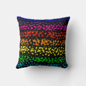 虹色のストライプドットを持つ水平方向のピクセル クッション (裏面)