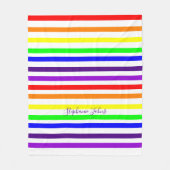 虹色のストライプ ライン かわいいイニシャル 名前 フリースブランケット (正面)