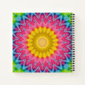 虹色のタイ – シンメトリのマンダラ鮮やかー ノートブック (裏面)