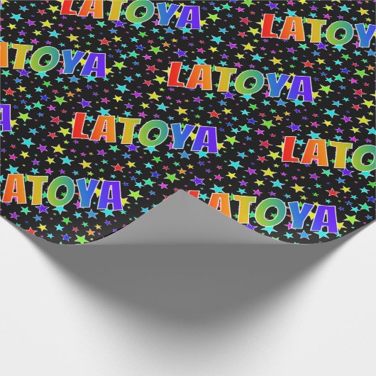虹色の名前に"LATOYA"と星 ラッピングペーパー (角)