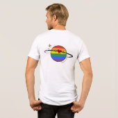 虹色の愛で包むLGBTQプラネット トライブレンドTシャツ (裏面全面)