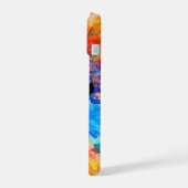 虹色の抽象的な背景にモノグラム iPhone 15ケース (左側面)