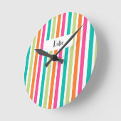 虹色の縦ストライプ カラフル レトロ 多色 ラウンド壁時計 (傾斜)
