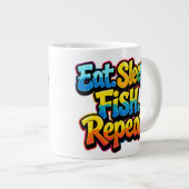 虹色の釣り好きデザイン Eat Sleep Fish Repeat Rainbow ジャンボコーヒーマグカップ (正面右)