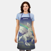 虹飛んでいるの上のユニコーンパーソナライズされた馬 エプロン (着用した状態)