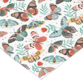 蛾の蝶のパターン ショートテーブルランナー (コーナー)