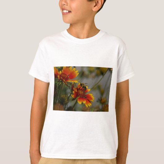 蜂と花 Tシャツ (正面)