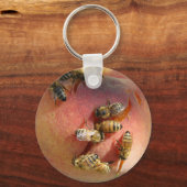 蜂のための桃 キーホルダー (正面)