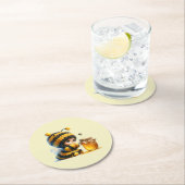 蜂の巣姿のかわいい女の子 ラウンドペーパーコースター (インサイチュ)