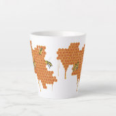 蜂の巣蜂蜜、蜂蜜を滴らせるハニカムのミツバチ カフェラテマグ (正面)