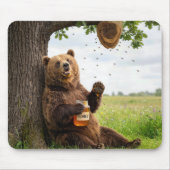 蜂蜜の瓶を持つ熊 マウスパッド (正面)