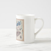 蜂蜜の蜂の旧式なHoefnagelの植物、鳥、花 ボーンチャイナマグカップ (右)