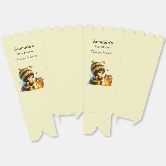 蜂蜜の赤ちゃんシャワーが付いた、かわいいビー服の少女|過去記事 フェイバーボックス (見開き)