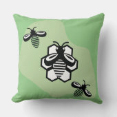 蜂飛んでいる クッション (正面)
