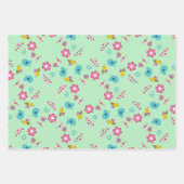 蜂、鳥、花の緑のパターン ラッピングペーパーシート (正面)