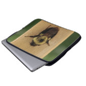 蜂zilla ラップトップスリーブ (正面下部)