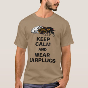 蝉Magicicadasは平静を保ち、耳せんを身に着けています Tシャツ