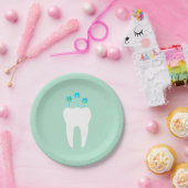 蝋燭が付いているお祝いの歯 ペーパープレート (パーティー)