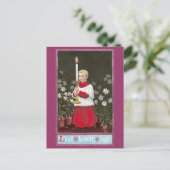 蝋燭のヴィンテージイースターに耐えている男の子を変えて下さい シーズンポストカード (スタンド正面)