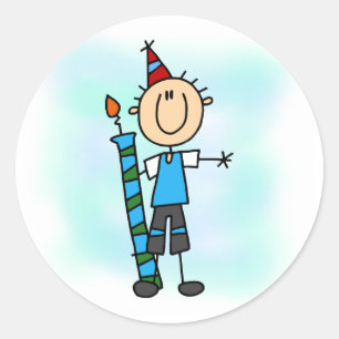 蝋燭のTシャツおよびギフトを持つ誕生日の男の子 ラウンドシール
