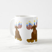 蝋燭を持つチョコレートアメリカヘラジカ コーヒーマグカップ (正面左)