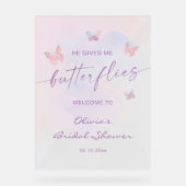 蝶々が私をドキドキさせる ブライダルシャワーのお出迎え アクリルサイン (正面)