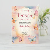 蝶々が赤ちゃんシャワーを浴びる途中にある 招待状 (スタンド正面)