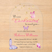 蝶々の赤ちゃんシャワーに会えて魅了されている アクリル招待状 (正面)