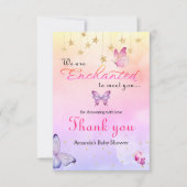 蝶々の赤ちゃんシャワーに会えて魅了されている サンキューカード (正面)