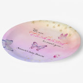 蝶々の赤ちゃんシャワーに会えて魅了されている ペーパープレート (アングル)