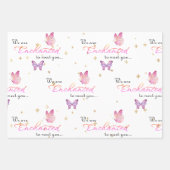 蝶々の赤ちゃんシャワーに会えて魅了されている ラッピングペーパーシート (正面)