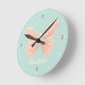 蝶かわいらしの女の子の寝室 ラウンド壁時計 (傾斜)