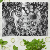 蝶が付いている花のレースの骨組 キッチンタオル (折り畳み)