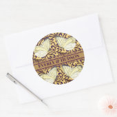 蝶が紫とオレンジを渦巻く ラウンドシール (封筒)