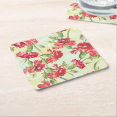 蝶との緑の赤いカーネーション スクエアペーパーコースター (アングル)