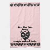 蝶とハートの名前をカスタムする，バイリンガルピンク キッチンタオル (縦)