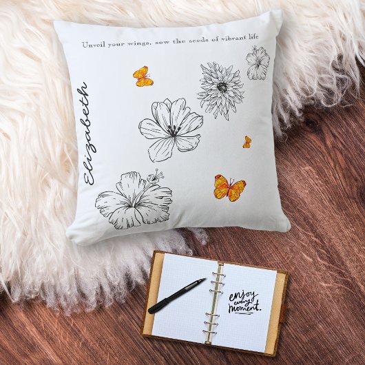蝶と花の個人的なメッセージと名前 クッション