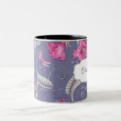 蝶と花の母の日の贈りカスタム物 マグカップ (中央)