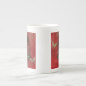 蝶と装飾的な鳥かご ボーンチャイナマグカップ (正面)