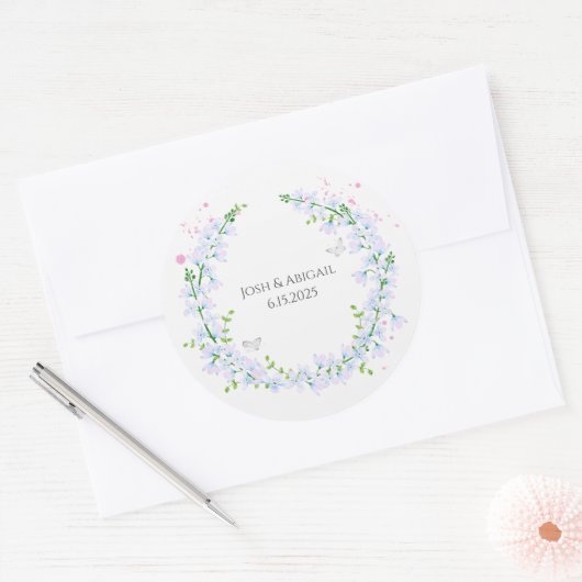 蝶のある水色リース ラウンドシール (封筒)