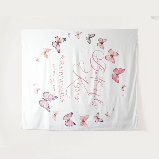 蝶のキスとベビーウィズピンクの赤ちゃんシャワー タペストリー (正面(横))