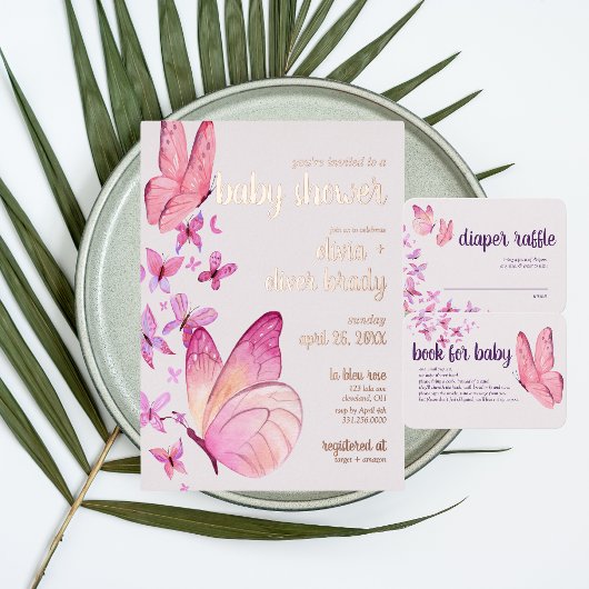 蝶のキスとベビーウィッシュ | 赤ちゃんシャワーピンク 箔招待状