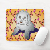 蝶のパターンのオレンジ色にマチポかわいい子犬 マウスパッド (マウス)